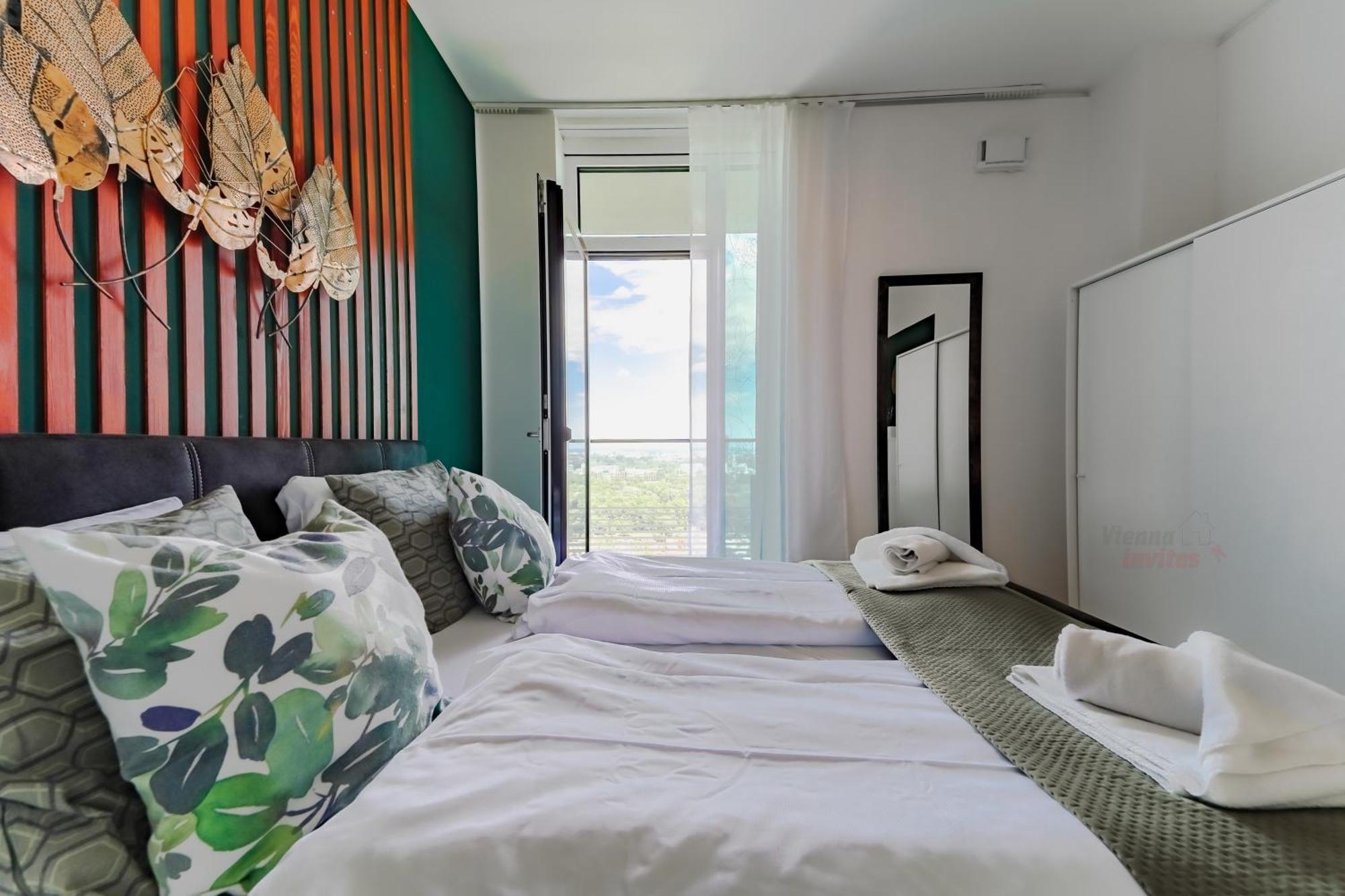 Triiiple 7Heaven - Amazing View On Top Floor With Rooftop Pool Viena Exterior foto