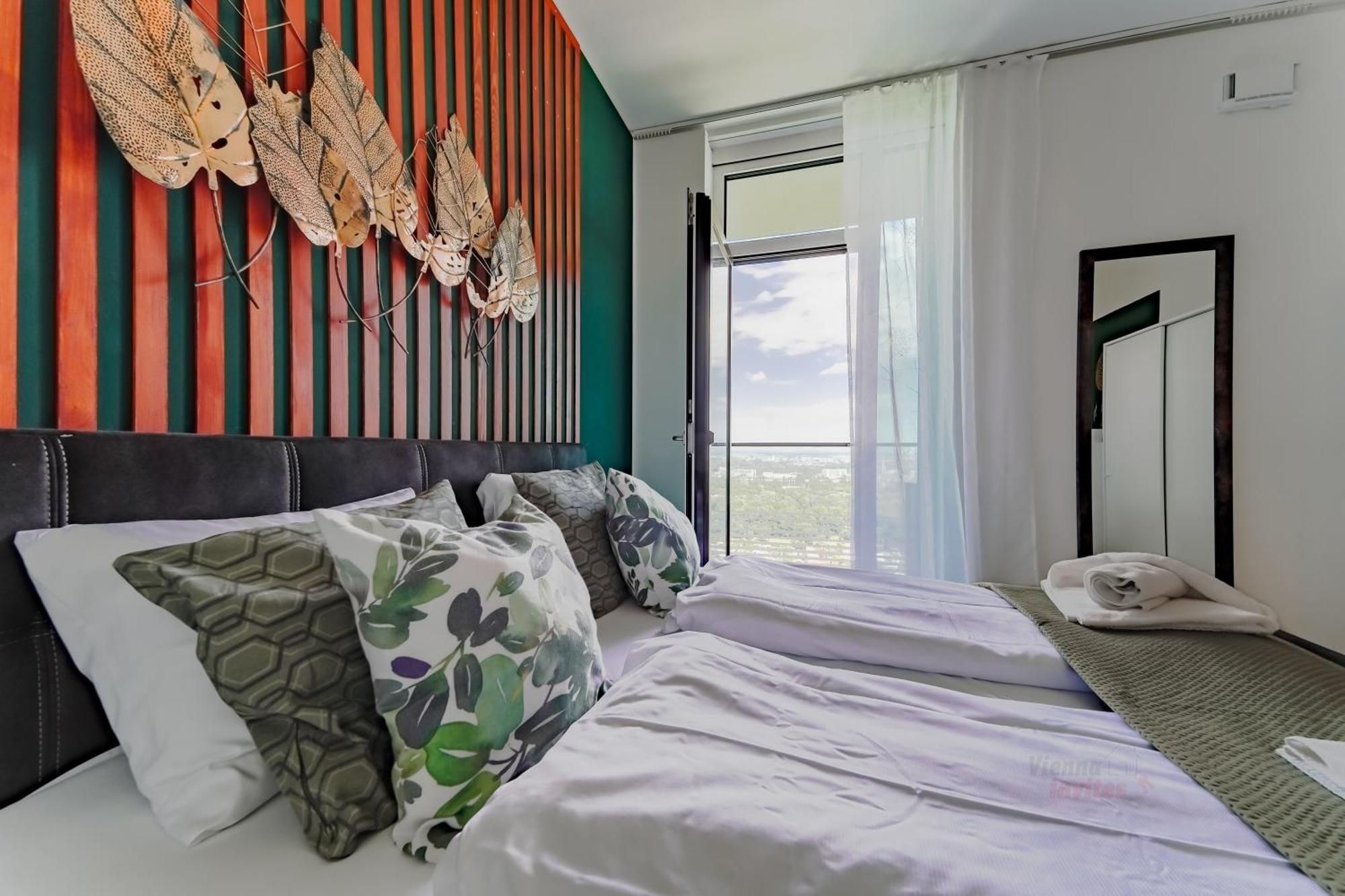 Triiiple 7Heaven - Amazing View On Top Floor With Rooftop Pool Viena Exterior foto